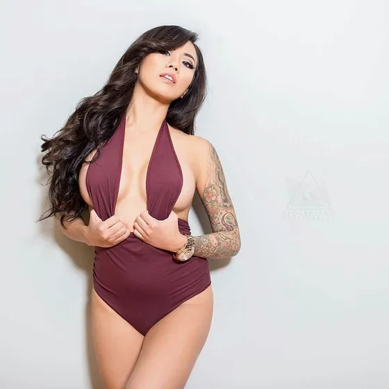 monique-libertine-tours